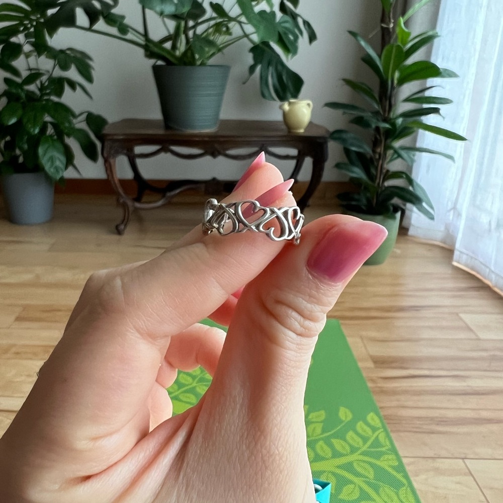 Tiffany Paloma Picasso loving heart band ring